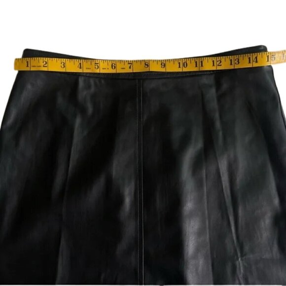 NWOT J Crew Mini Skirt Black Faux Leather Classic Black Size 4 - Picture 8 of 9